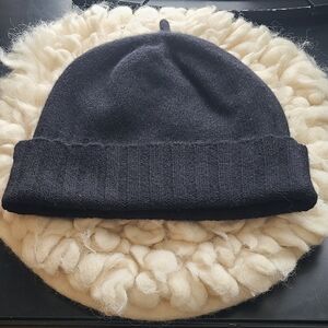 Twik Black Knit Cuffed Beanie